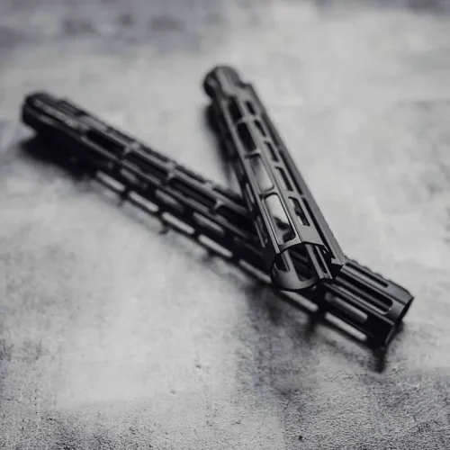 11.05.28 AR10 M Lok Handguard 3 7
